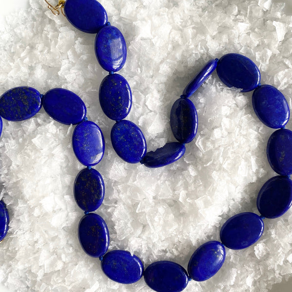 Les Classiques 16" Lapis Flat Oval Bead Necklace
