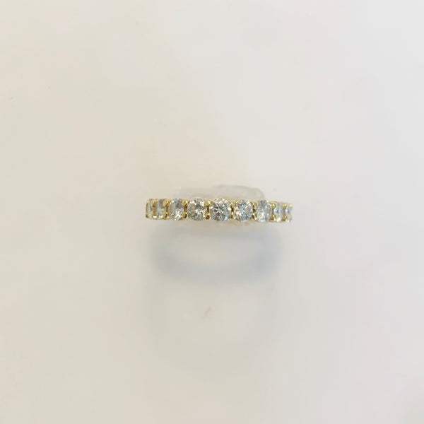Les Classiques Shared Prong Diamond Eternity Ring