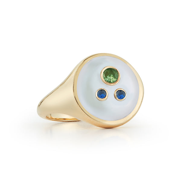 Les Perles Three Stone Signet Ring